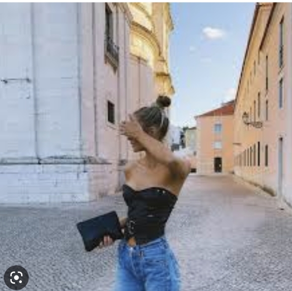 lia bustier - Picture 4 of 4